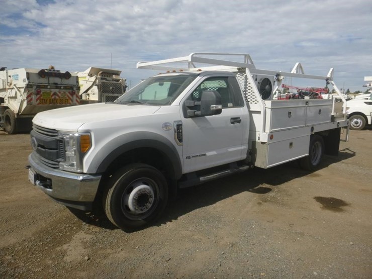 2017-ford-f450-image-1
