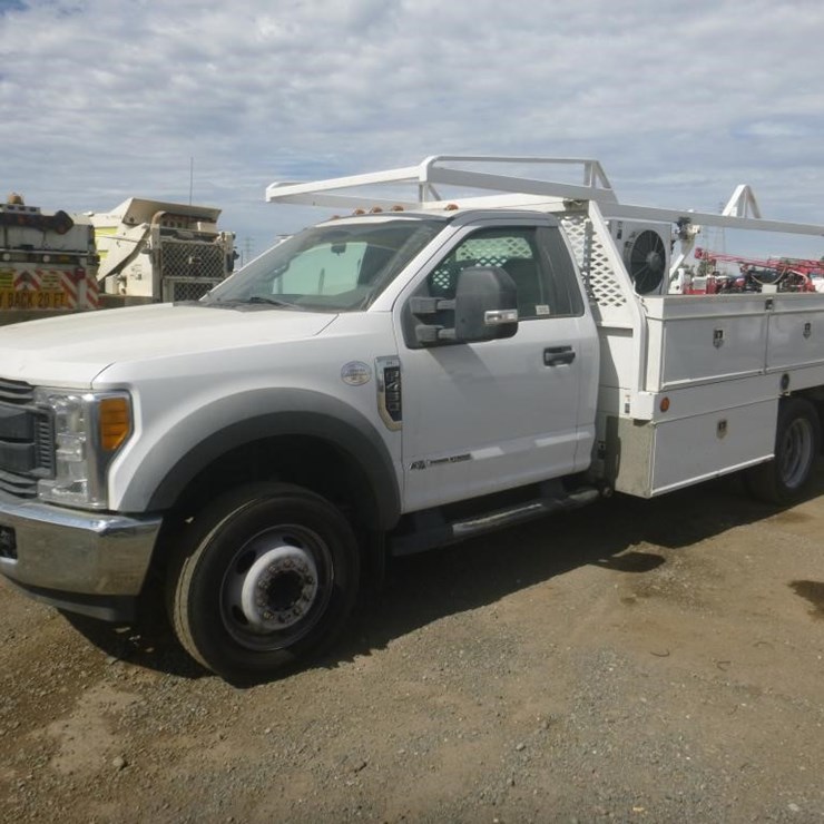 2017 FORD F450