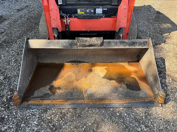 kubota-ssv65-image-11