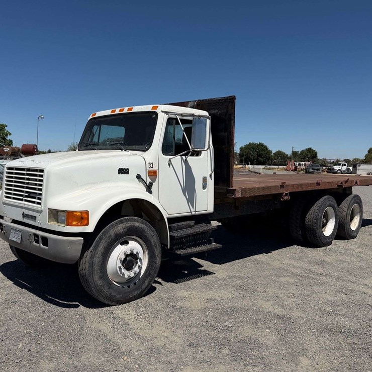 1994 INTERNATIONAL 4900