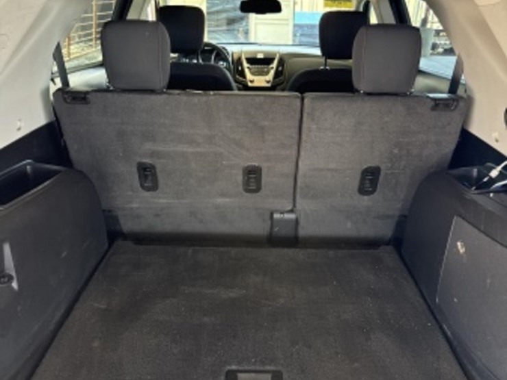 2015-chevrolet-equinox-image-9