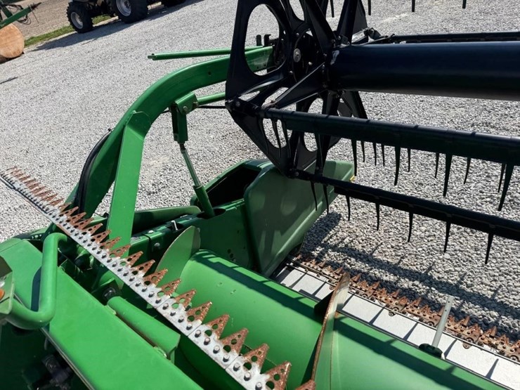 2006-john-deere-630f-image-42