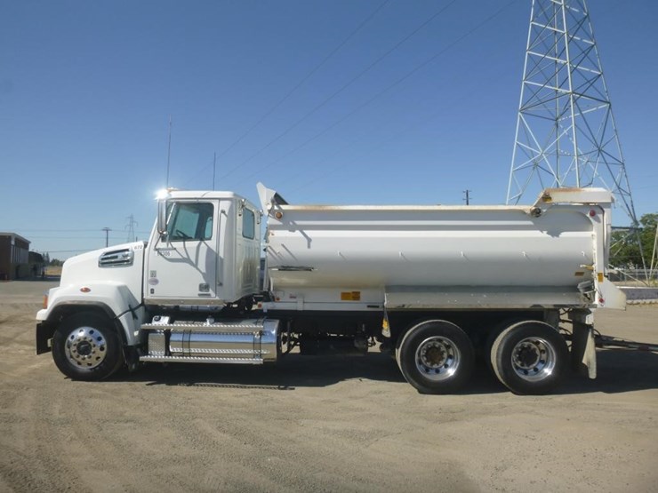 2019-western-star-4700sf-image-6