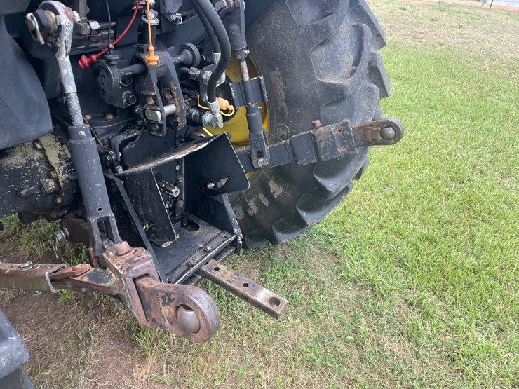 2004-john-deere-5520-image-8