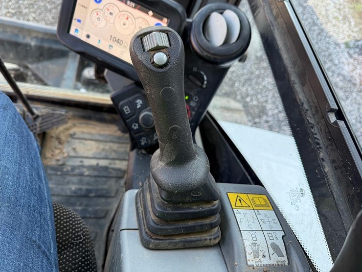 bobcat-e60-image-22