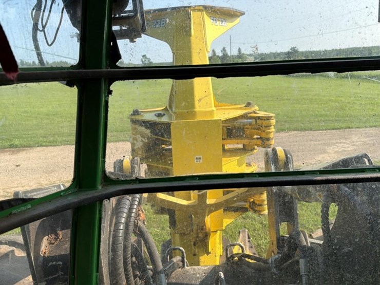 2012-deere-843k-image-38