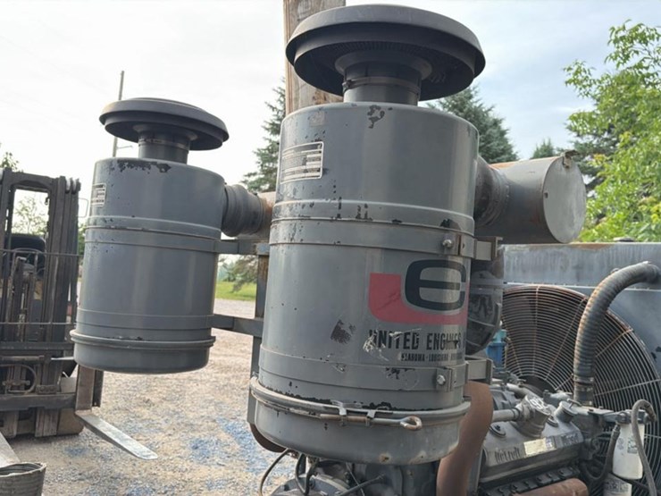 #163-•-1996-detroit-325-kw-genset-image-14