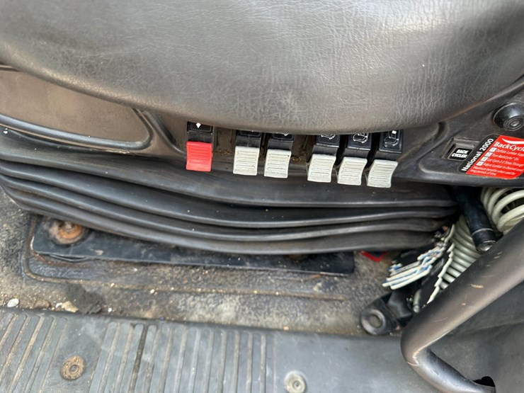 2008-international-durastar-4400-image-52
