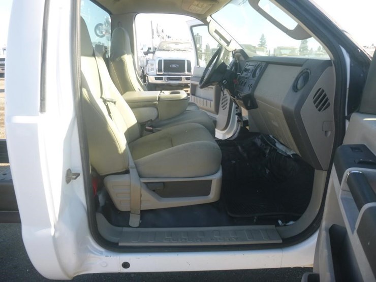 2008-ford-f450-image-8