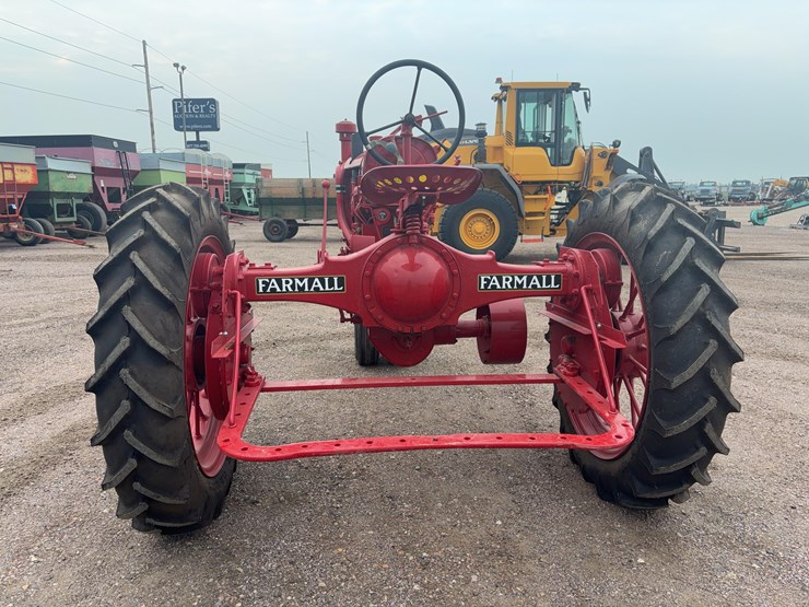 1938-farmall-f20-tractor-image-5