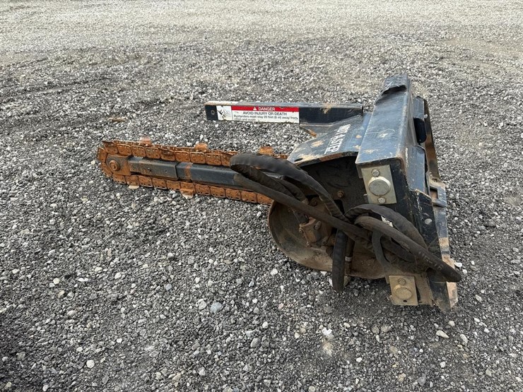 bobcat-lt113-55”-mini-skid-steer--trencher-image-3