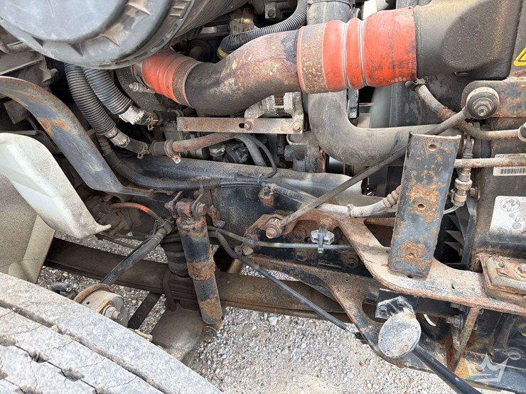2008-international-durastar-4300-image-17