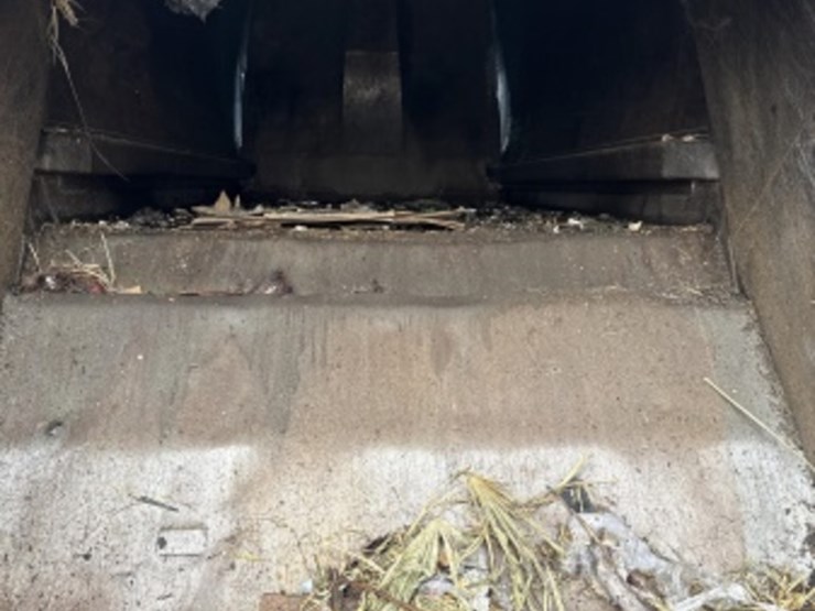 2018-mack-lr-rear-loading-trash-truck-image-43