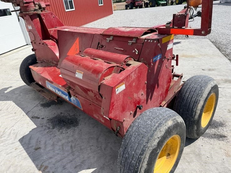 2015-new-holland-fp230-image-35