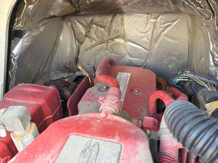 2019-international-durastar-4300-image-46