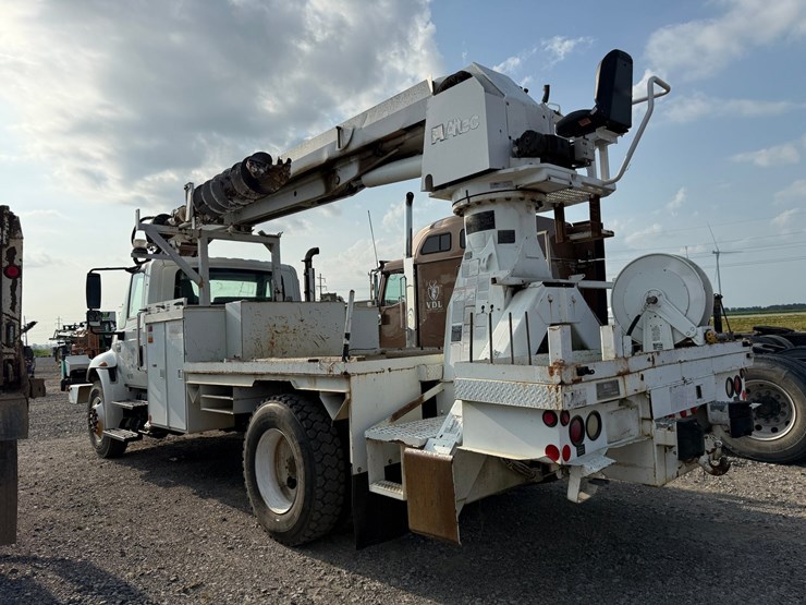 2007-international-durastar-4300-image-6