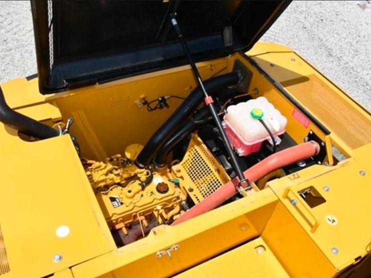 2020-caterpillar-316fl-image-11
