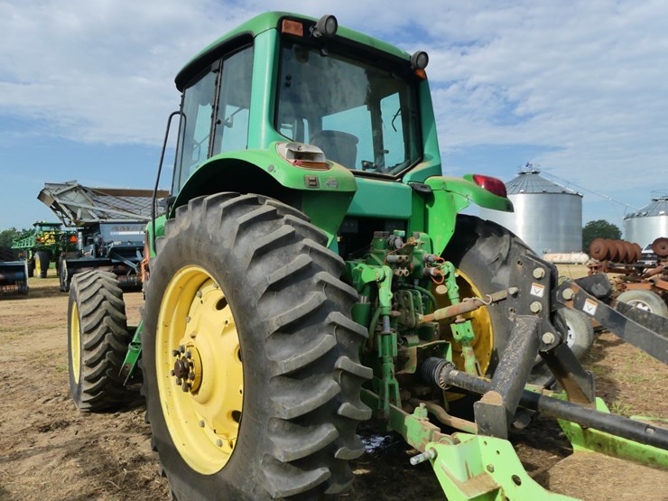 john-deere-7320-image-4