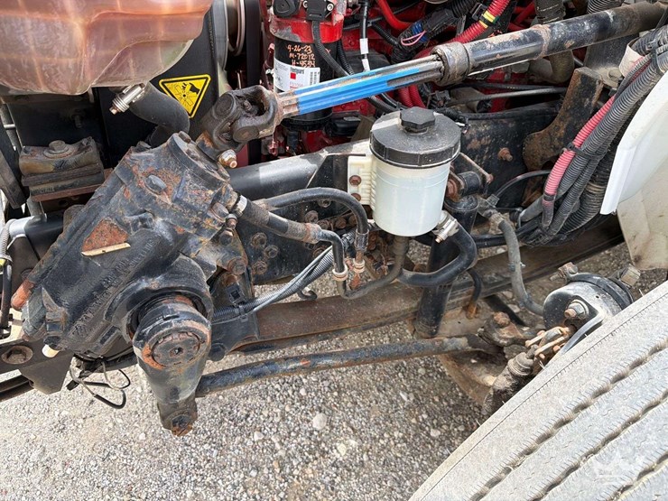 2019-international-durastar-4300-image-17