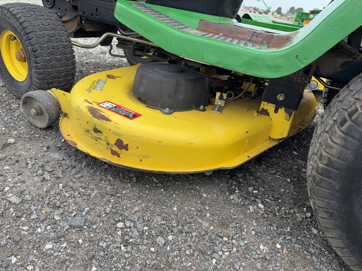 john-deere-l118-image-12