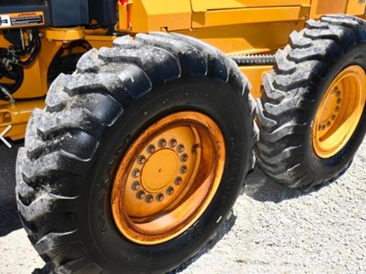 2019-deere-670g-image-3