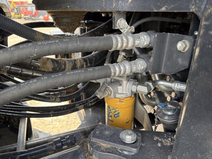 2019-komatsu-wa200-8-image-23