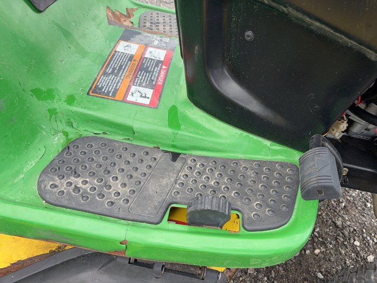 john-deere-l118-image-28