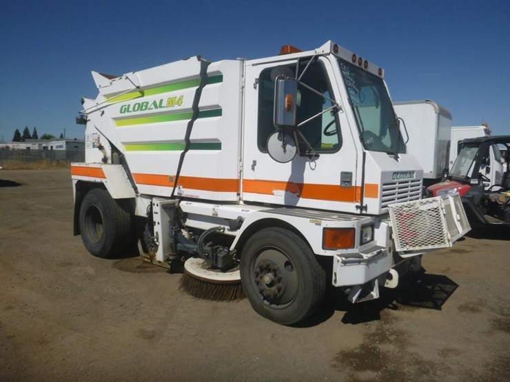 2013-global-m4-sweeper-image-2