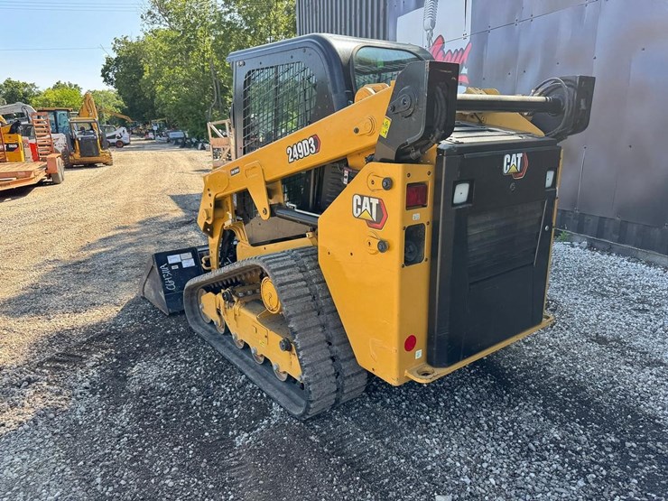 2020-caterpillar-249d3-image-4