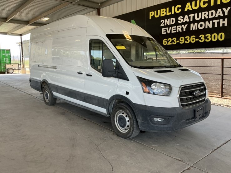 2020-ford-transit-image-2
