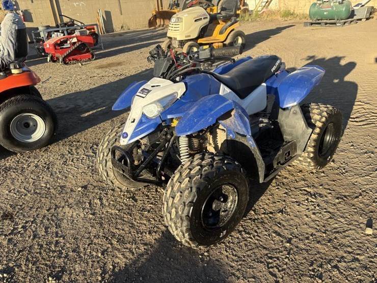 2012-polaris-quad-image-1