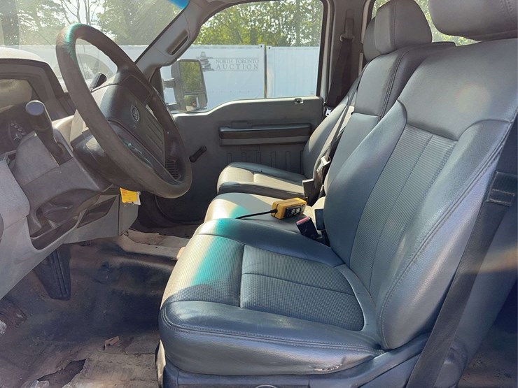 2015-ford-f450-xl-image-26