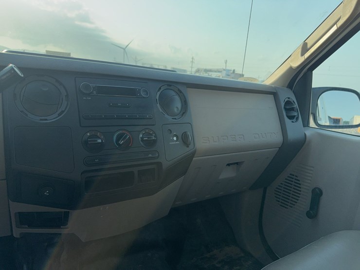 2008-ford-f250-image-35
