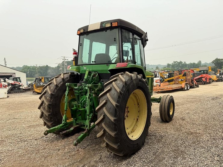 john-deere-7210-image-4