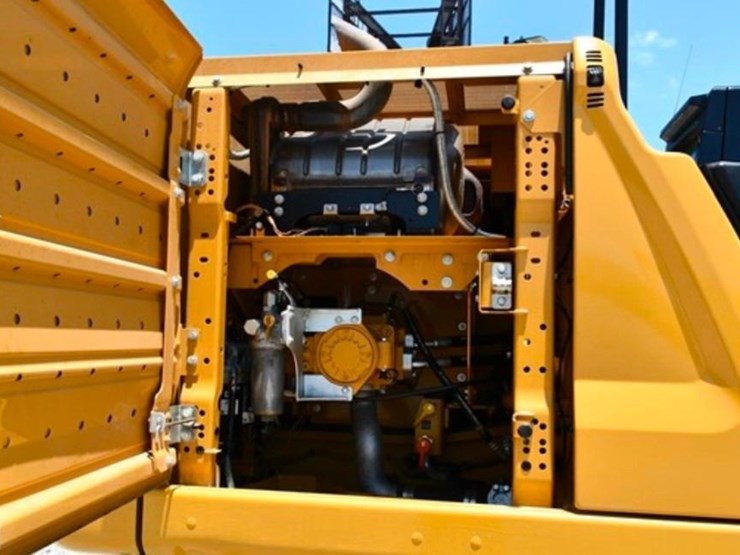 2022-caterpillar-330l-image-7
