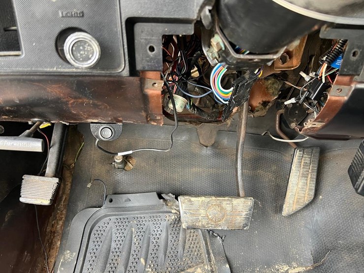 chevrolet-c30-image-28