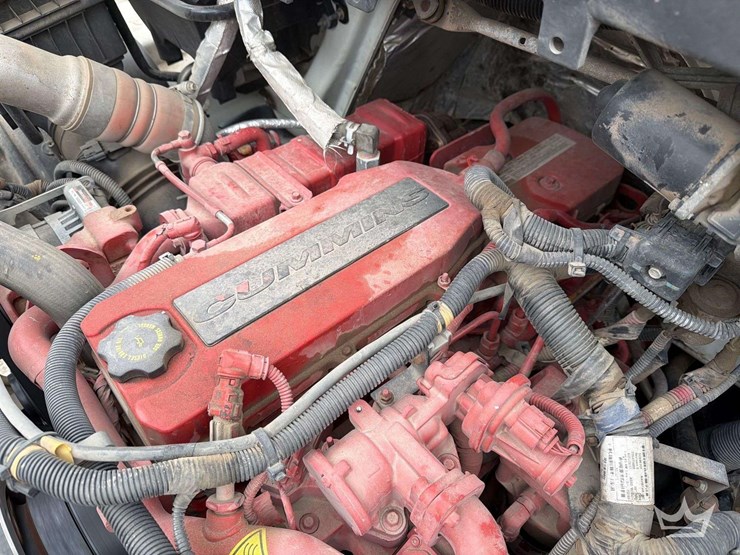 2018-international-durastar-4300-image-14