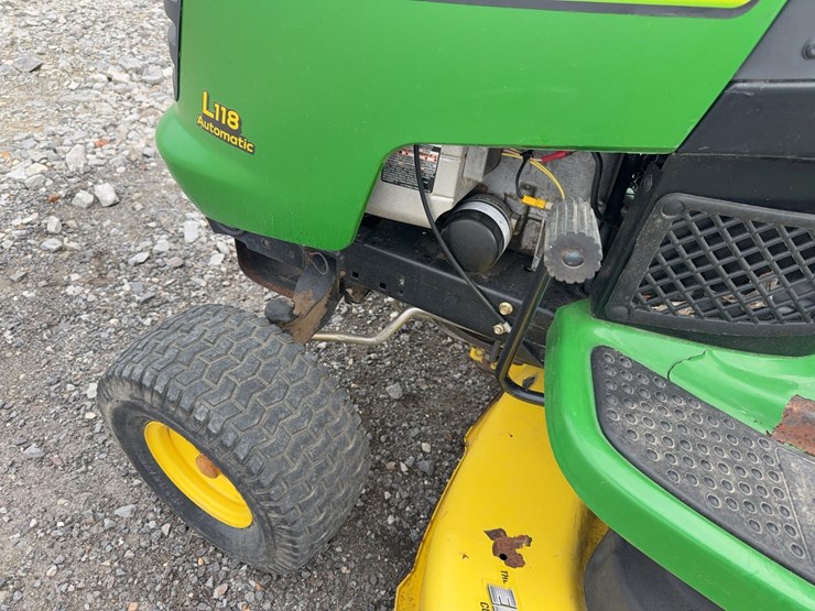 john-deere-l118-image-15