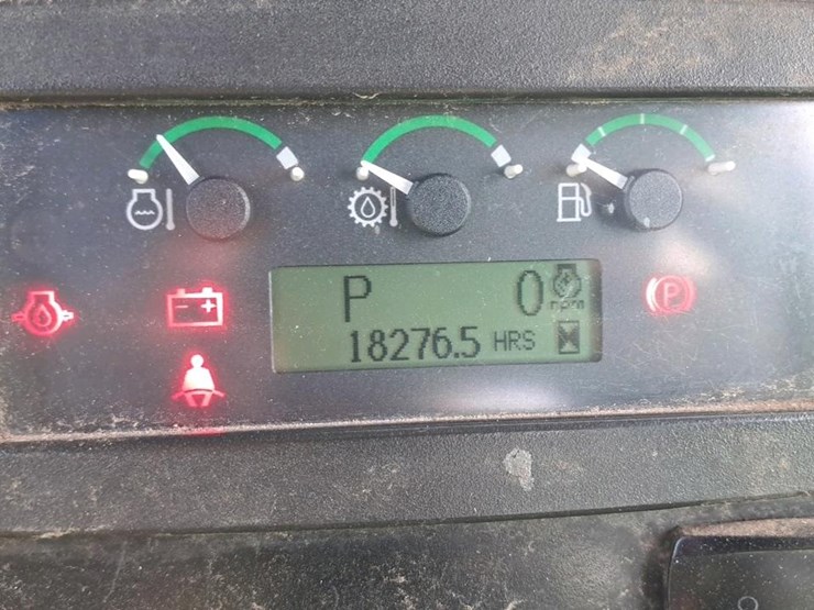 2008-deere-748h-image-15