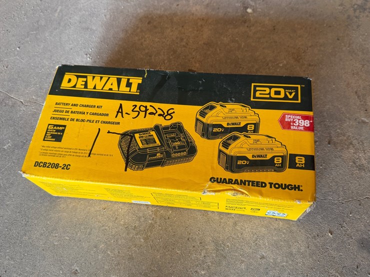 #17-•-dewalt-battery-and-charger-kit-image-1