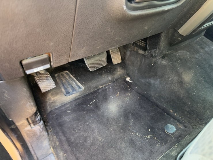 2012-ford-f150-image-21