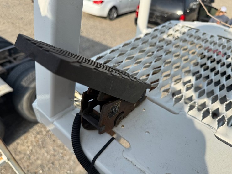 2007-international-durastar-4300-image-60