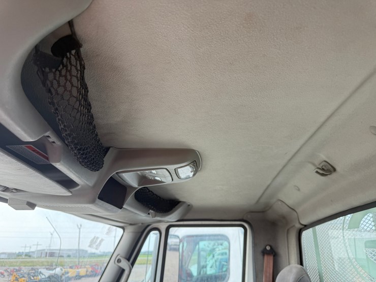 2012-international-transtar-8600-image-49