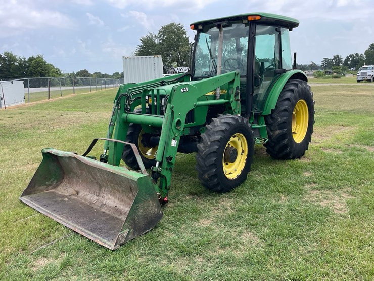 2004-john-deere-5520-image-1