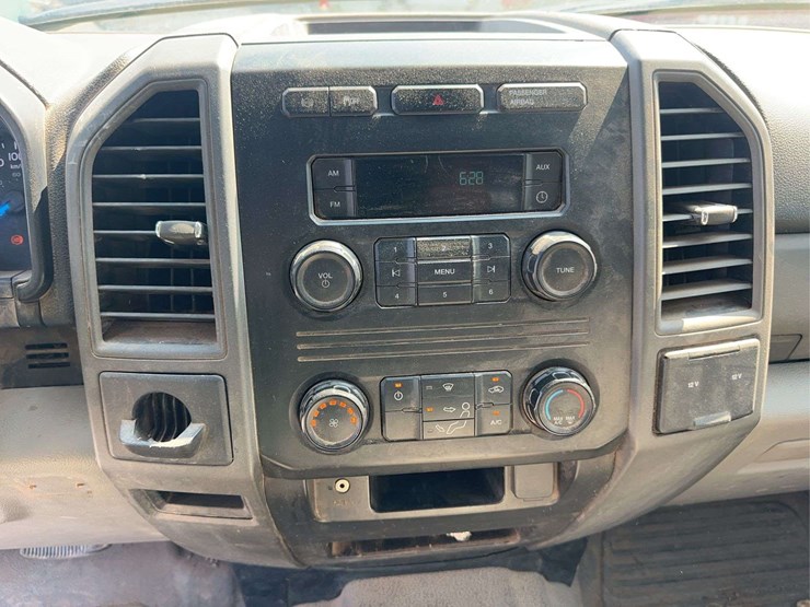 2017-ford-f450-xl-image-25