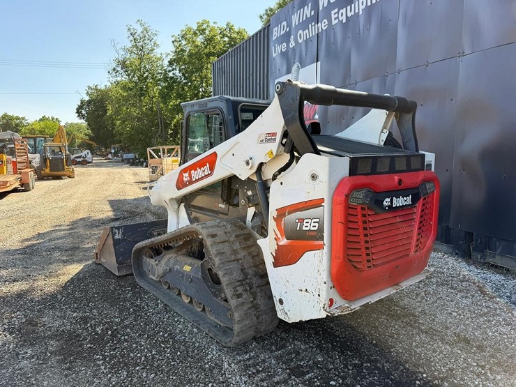 2023-bobcat-t86-image-2
