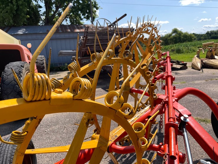 #2103-•-5-wheel-rake-image-6
