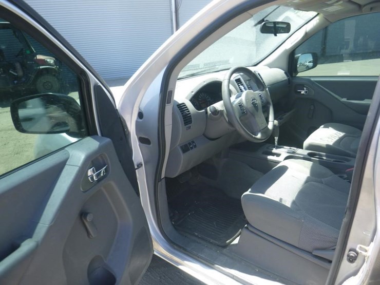 2018-nissan-frontier-image-5