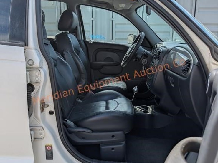 2003-chrysler-pt-cruiser-image-16