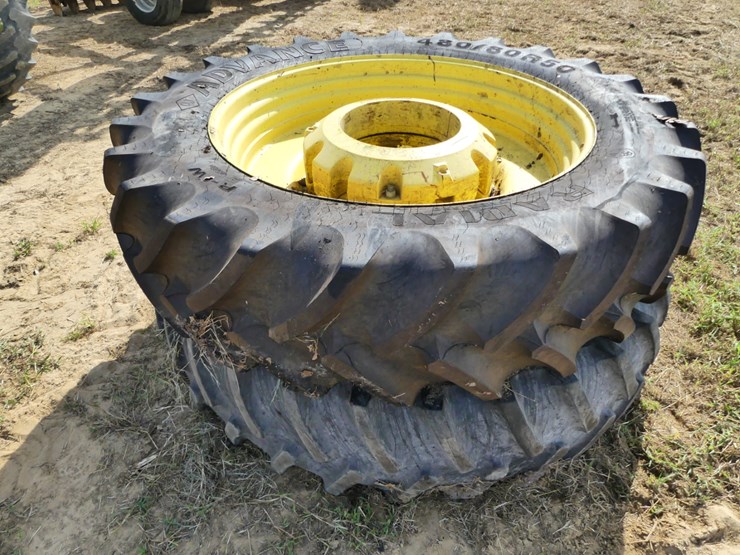 2015-john-deere-8295r-image-5